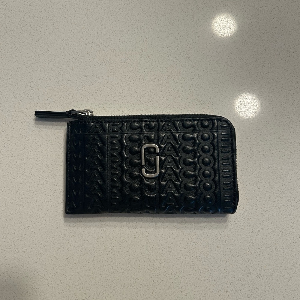 MARC JACOBS embossed leather card holder